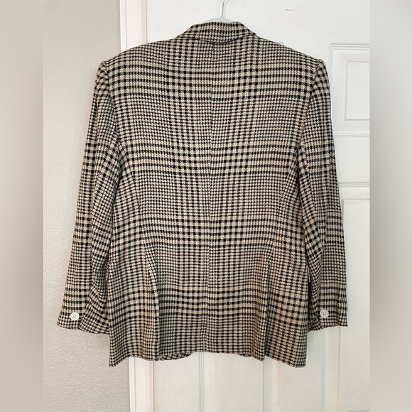 Classic blazer - Picture 2 of 4